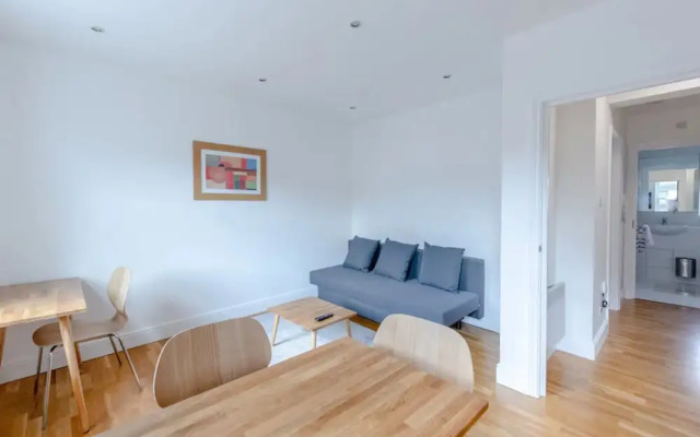 Contemporary 1BD Flat - Camden