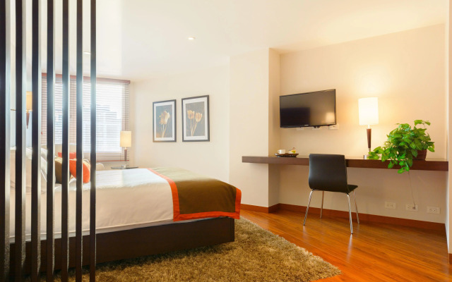 Nico ApartaSuites