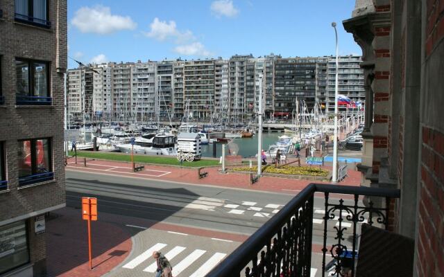 Magnific Holiday Home in Blankenberge near Beach