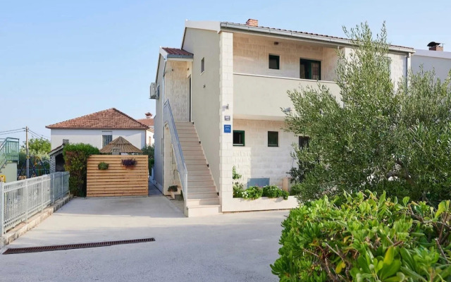 Apartments Vujina