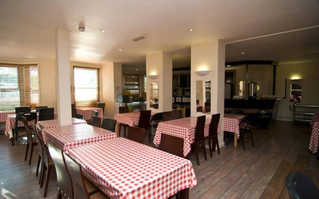 Gloucester Hotel