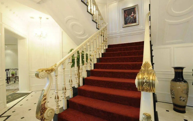Imperial Palace Club