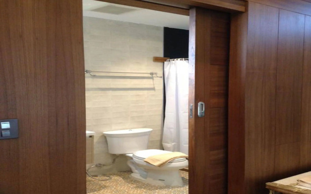 Risasinee Spa & Resort