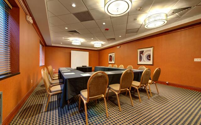 Holiday Inn Plainview-Long Island by IHG