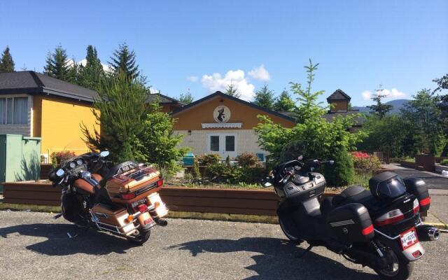 Baymont by Wyndham Gold River