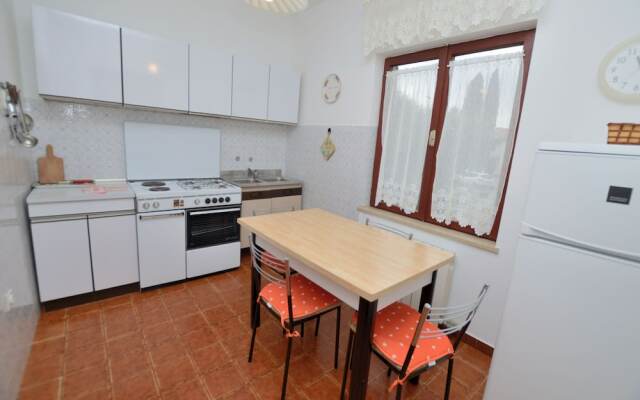 Apartment Rozana