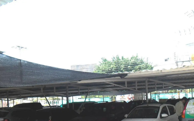 Hotel BQuin Plaza