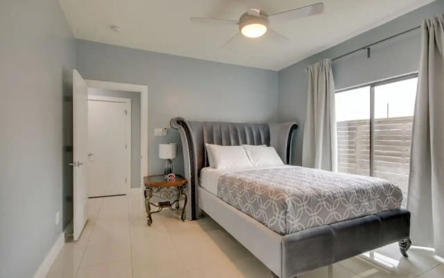 Spacious Eado Getaway < 1 Mi to Toyota Center!