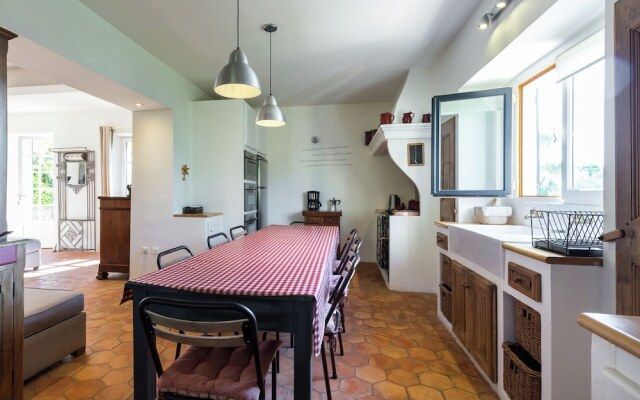 Blissful Villa in Grasse With Private Swimming Pool