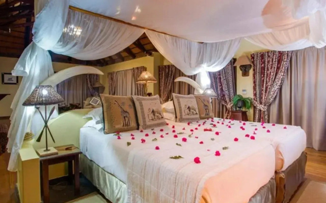 Mkuze Falls Game Lodge