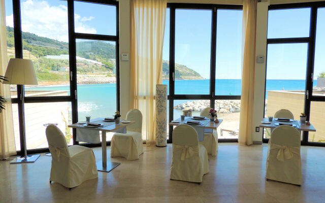 Hotel Riviera dei Fiori