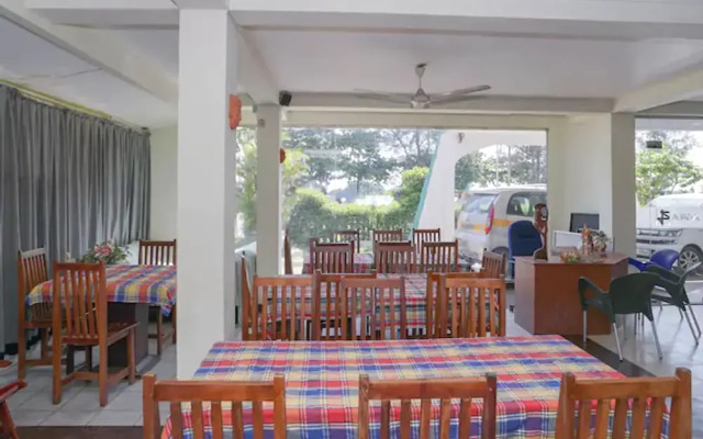 OYO 512 Agra Lanka Beach Resort