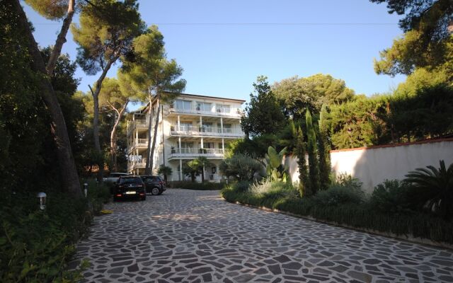 Boutique Apartments in Guest House Cap Martin