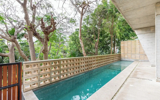 Lofts with pool