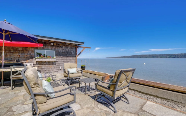 Waterfront Gem w/ 2 Patios on Camano Island