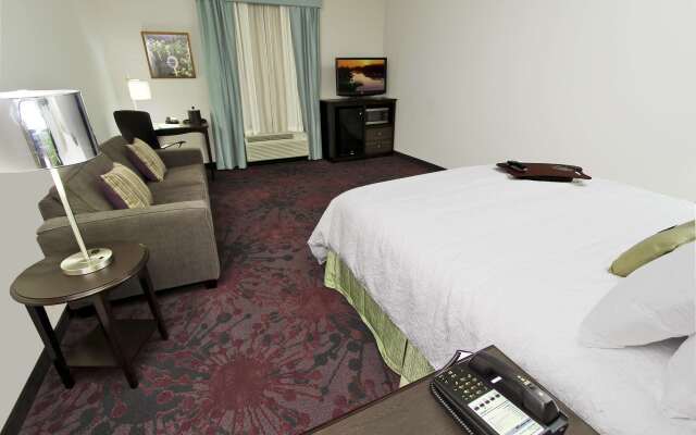 Hampton Inn & Suites Winnie