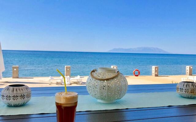 Villa Dimitri - Beach House