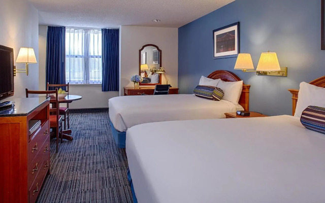 Federal City Inn & Suites