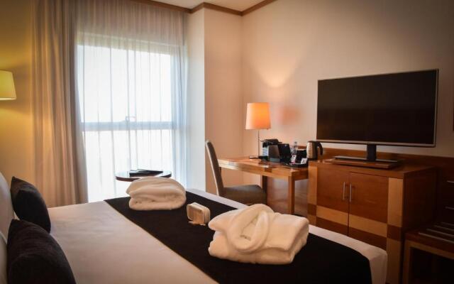 Отель Senator Parque Central