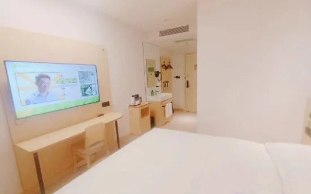 Hi Inn Hotel (Beijing Huilongguan Huoying Subway Station)