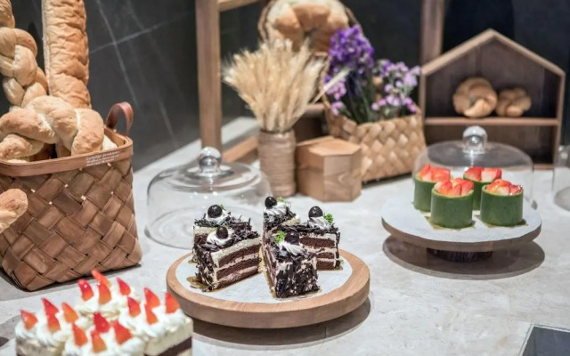 Pingtian Peninsula Hotel