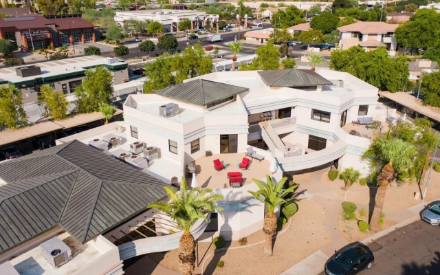 N 75th St 201 - Ivory I