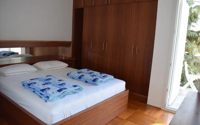 Apartments Ivec