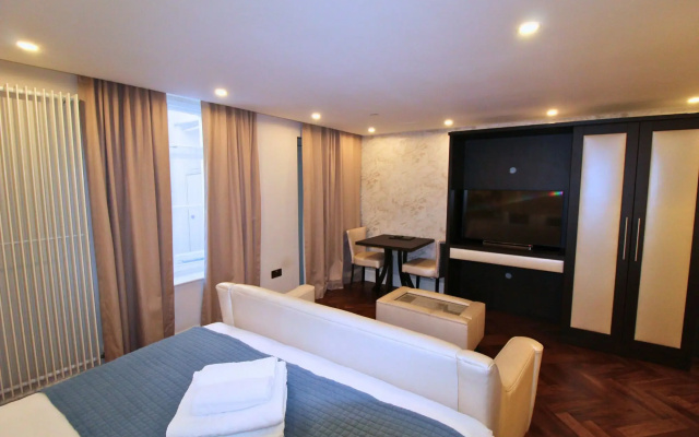 Baker Street by Viridian Apartments