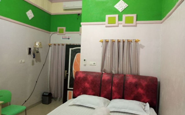 Hotel O Kost Nian Syariah Near SPBU Pertamina 74.91657 Mattirotasi Sidrap – Guest Rooms – Mattirotasi