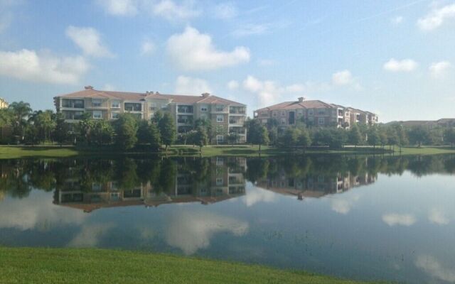 Vista Cay Jewel 3 Bedroom Condo