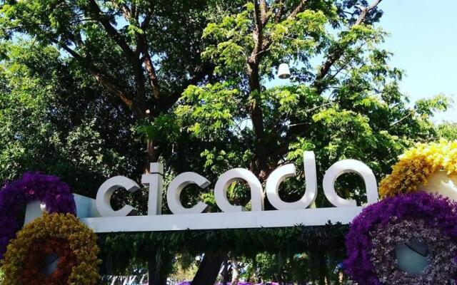 Baan Peang Ploen B411