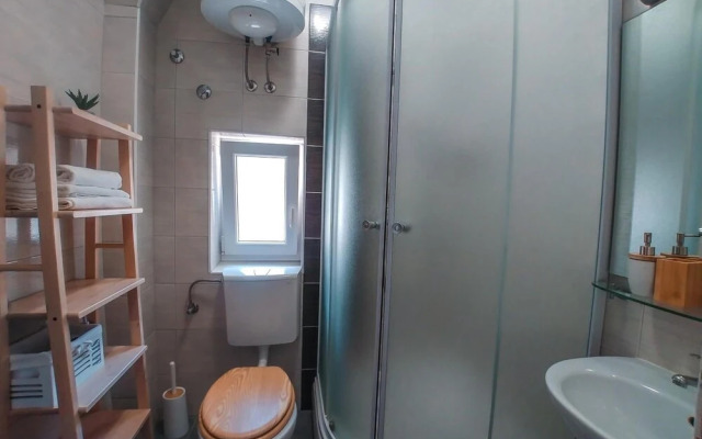 Julije Rooms