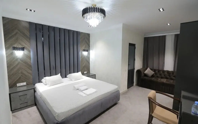 Sharq Hotel