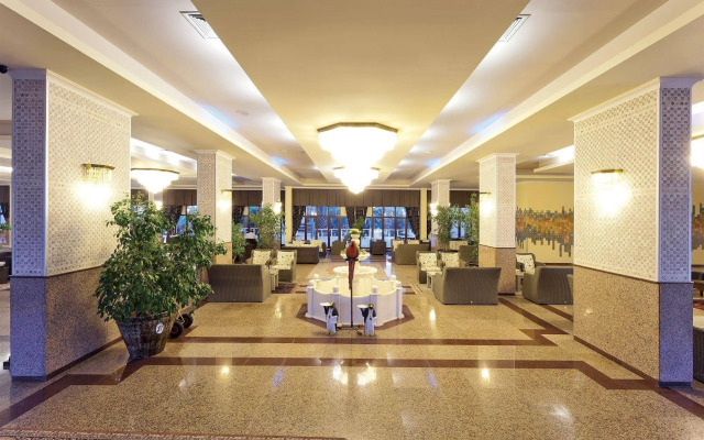 Sural Saray Hotel