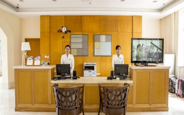Golden Height Hotel