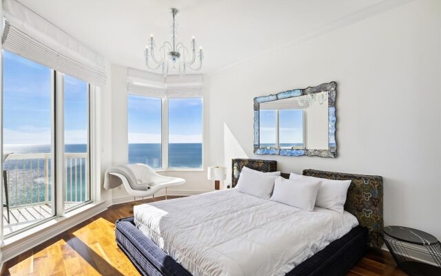 Silver Beach 1702e 3 Bedroom Condo by RedAwning