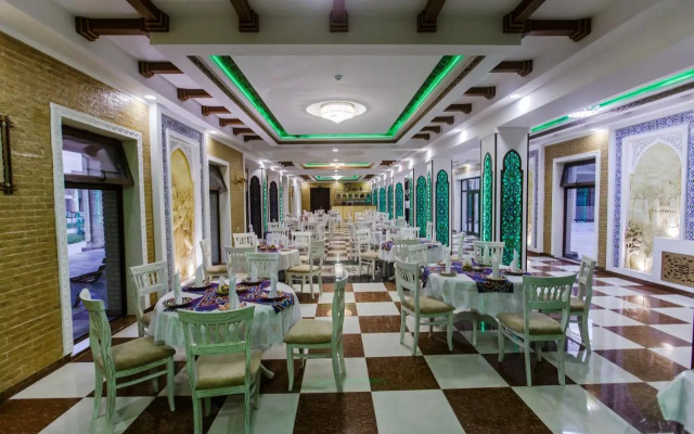 Khiva Silk Road (Хива Силк Роад)