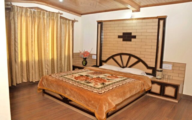 10692 Hotel Shubham