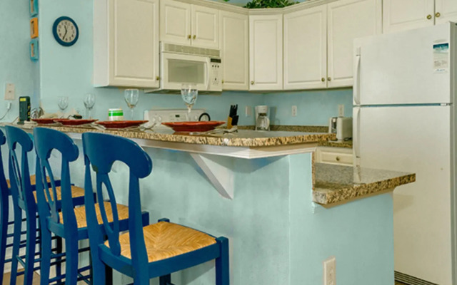 Twin Palms 1402 287431 by RedAwning