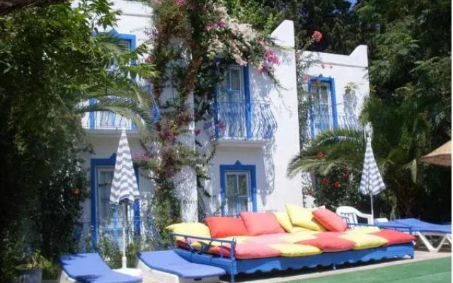 Alya Hotel