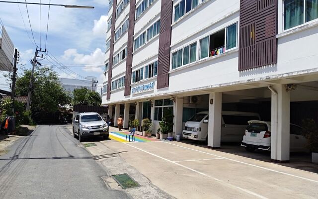 Sansabai Place