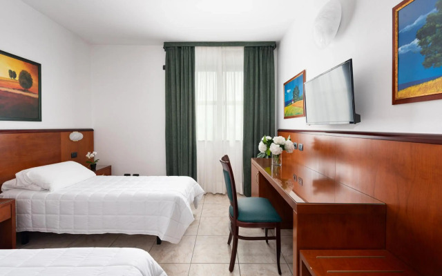 Rivoli Hotel