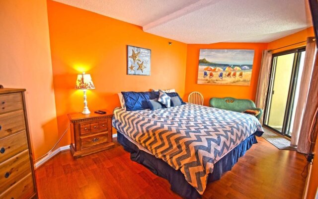 Silver Moon 403 2 Br condo by RedAwning