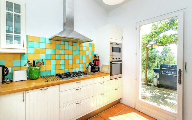 Quirky Villa in Contignac with a Private Pool