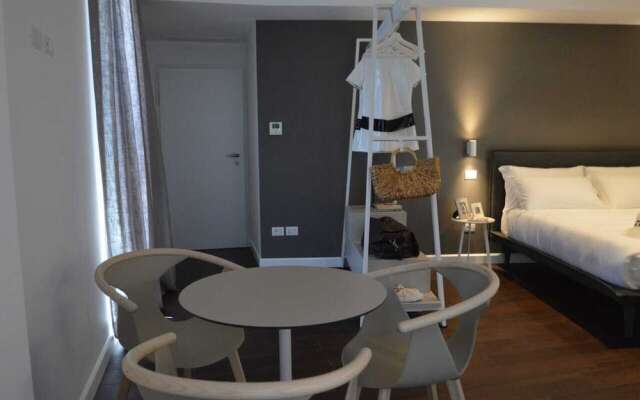 GuestHouse by LaSuite