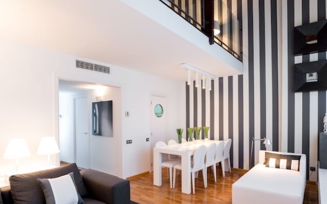 Balmes - Ático Con Piscina Privada En Barcelona