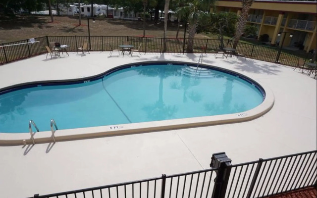 Rodeway Inn