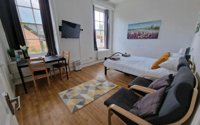 Flat 22 Studio Apartment Southlands