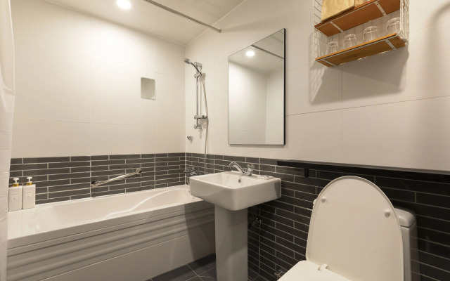 Hotel Victoria (formerly Hotel Tong Seoul Myeongdong)