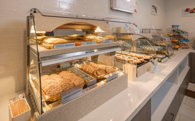 Holiday Inn Express Sunnyvale - Silicon Valley by IHG